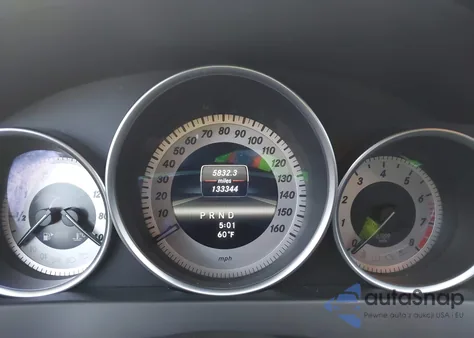 2013 Mercedes-Benz C 250 Sport z USA, uszkodzony, nr VIN WDDGF4HB8DR293955